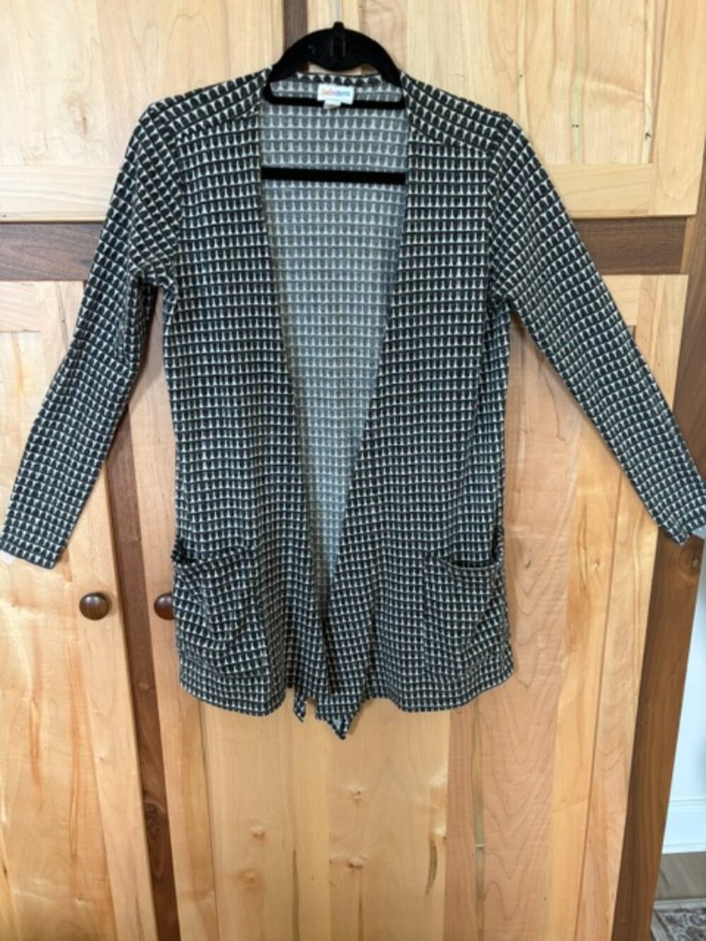 LuLaRoe Caroline Black and White Open Front Cardigan  - XS